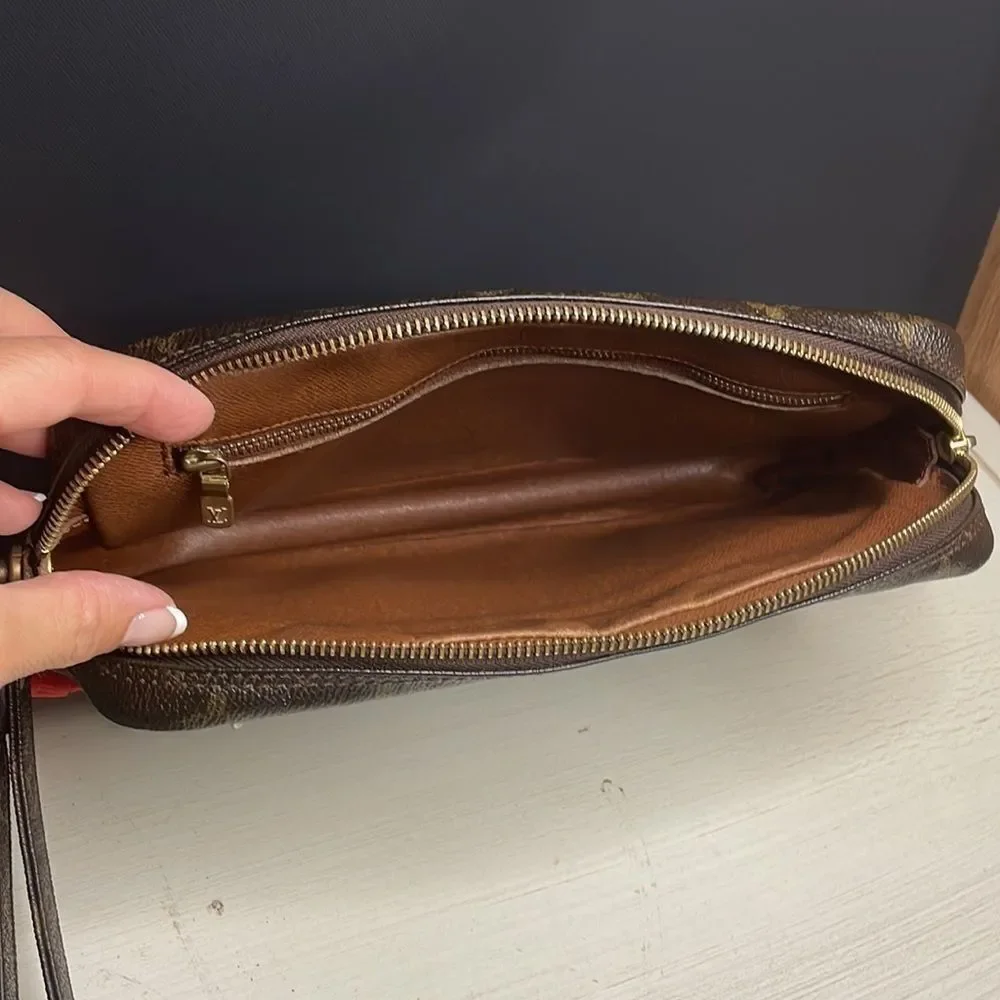 Louis Vuitton Wristlet Monogram Canvas Marly Dragonne GM Clutch LV0 Monogram LV